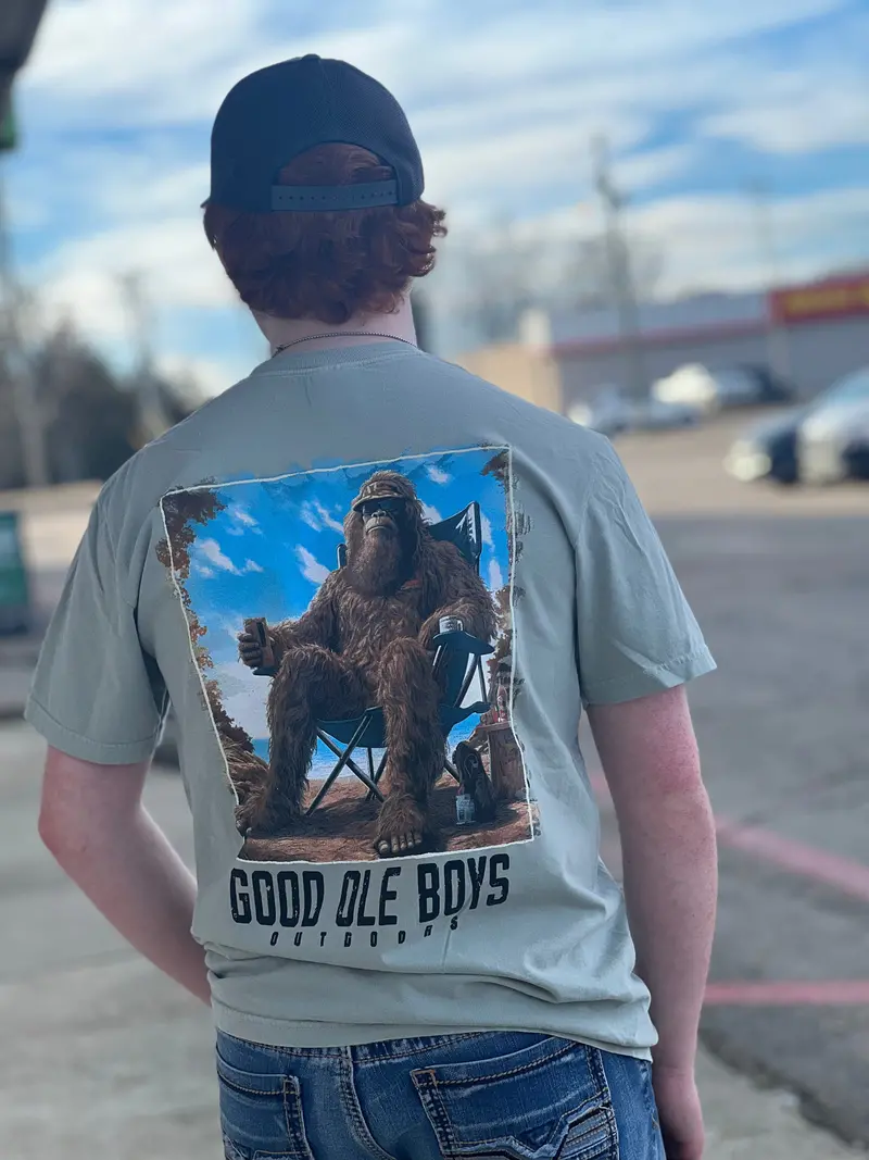 Bigfoot Bay Graphic T-Shirt – Fun Outdoor-Themed Tee