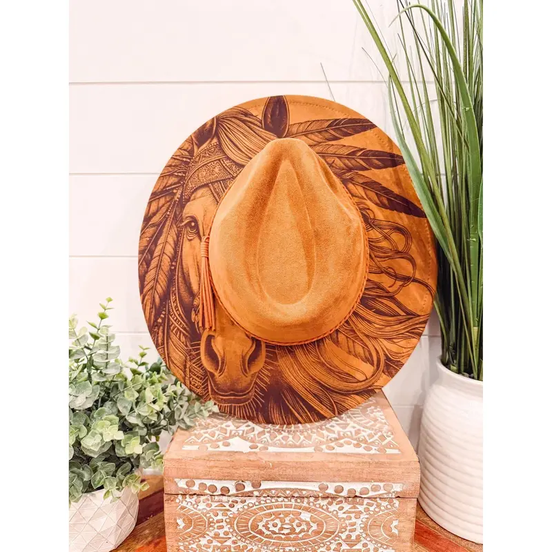 Feather-and-Horse Engraved Western Hat for Equestrians