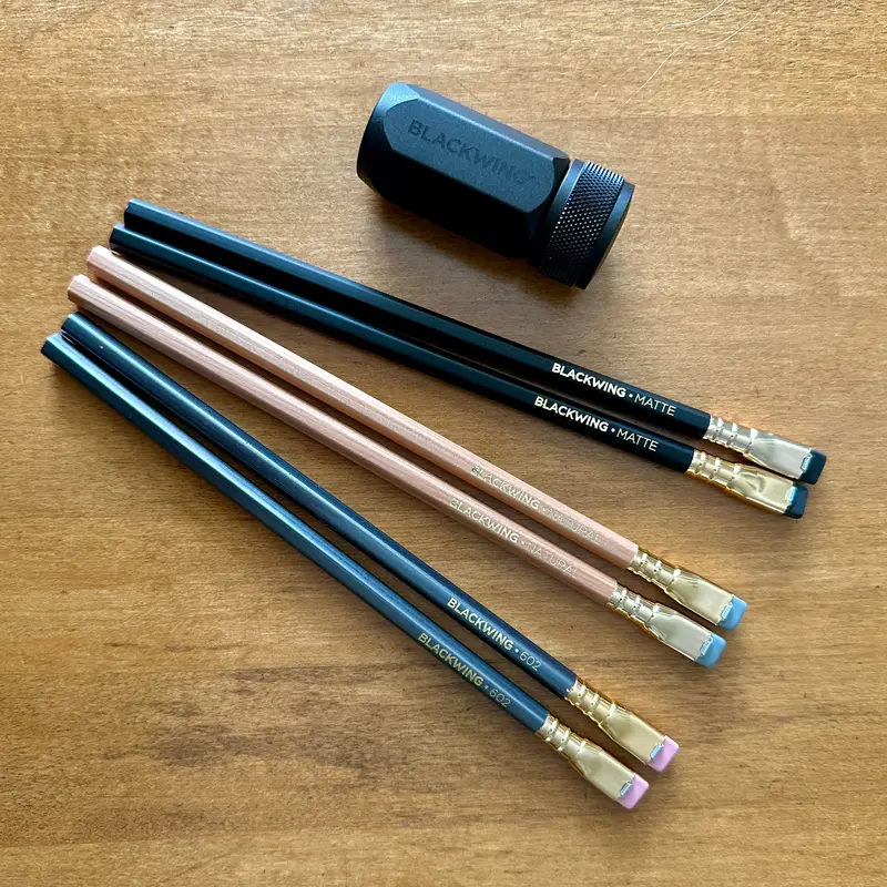 Graphite Pencil Sampler Kit with Built-in Sharpener