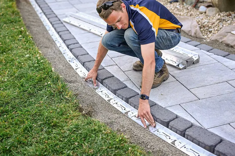 Quick-E-Hybrid HD Concrete Edging Tool