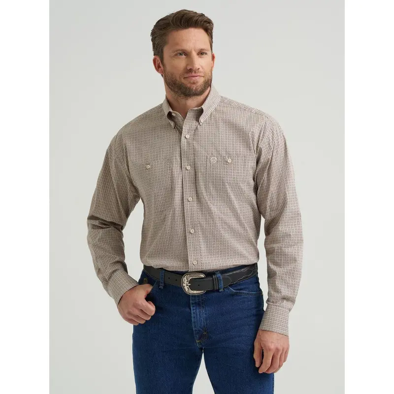 Wrangler George Straight Light Blue Button-Down Shirt for Men – Style 112369590