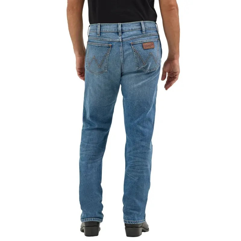 Wrangler Retro Slim-Fit Straight Leg Jeans for Men – Style 112367609